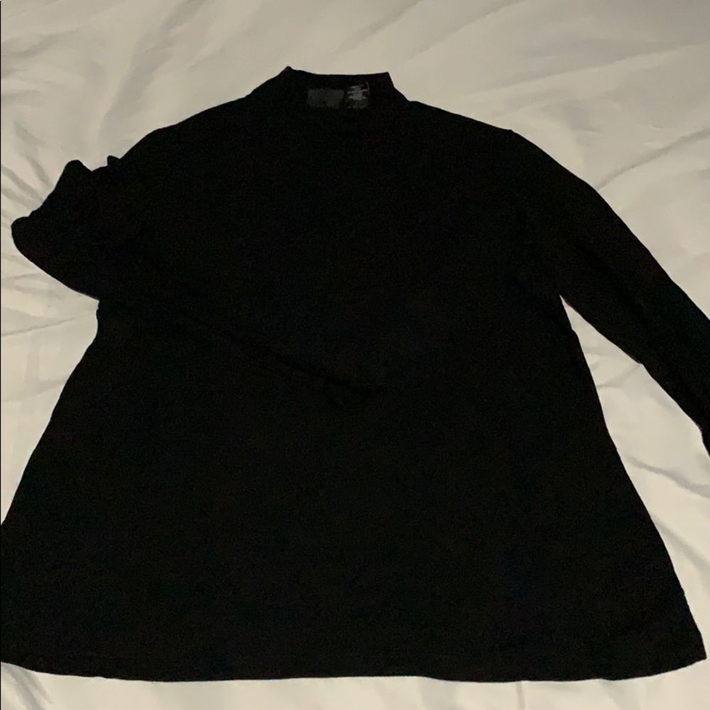 simple turtle neck long sleeve sweater